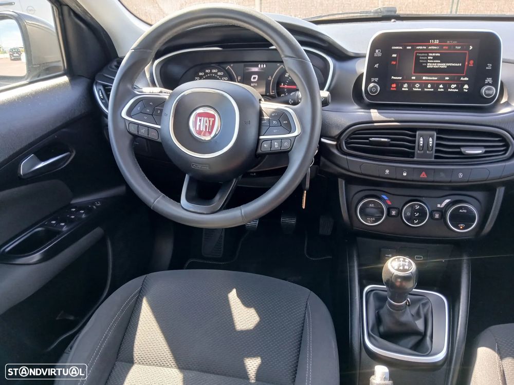 Fiat Tipo Station Wagon 1.3 M-Jet Lounge J17 - 18