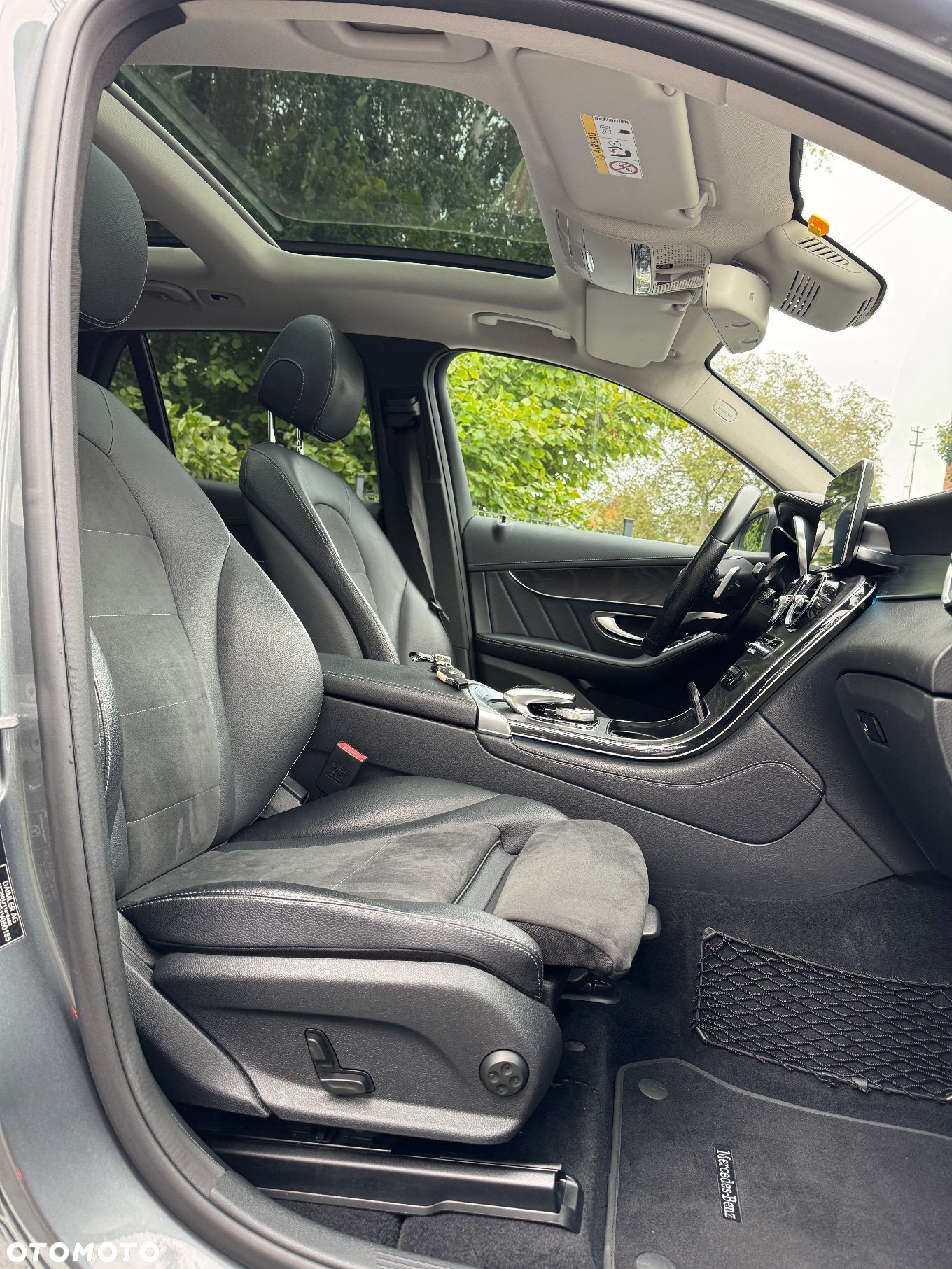 Mercedes-Benz GLC 250 d 4Matic 9G-TRONIC AMG Line - 14