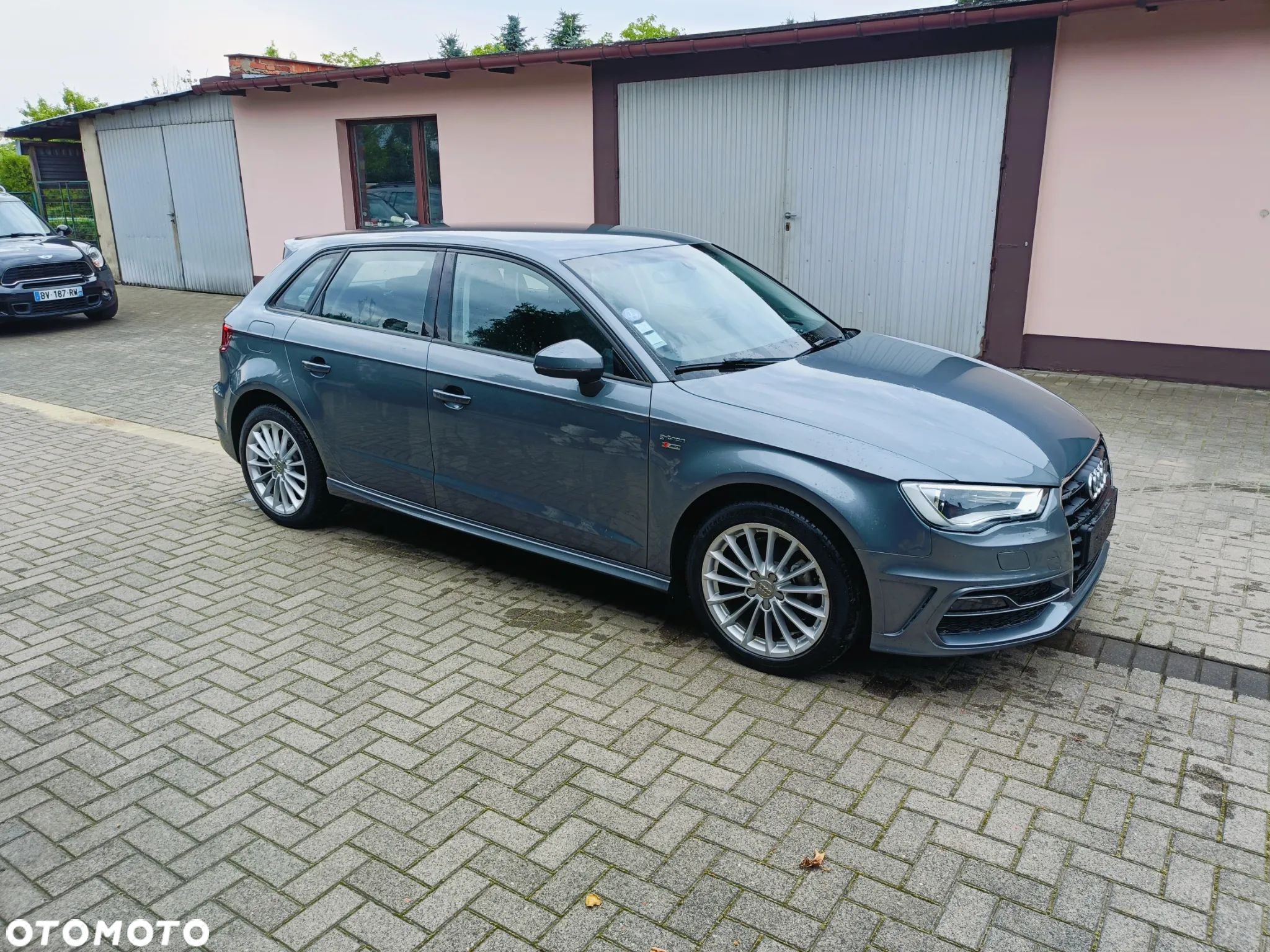 Audi A3 1.4 TFSI g-tron Sportback S tronic S line Sportpaket - 1
