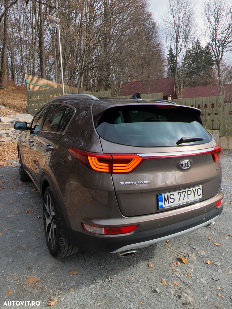 Kia Sportage 2,0 CRDI AWD Aut. GT Line - 3