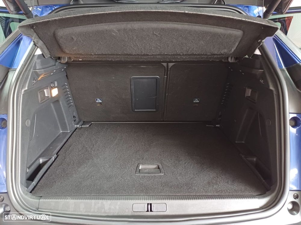 Peugeot 3008 1.5 BlueHDi Allure EAT8 - 22