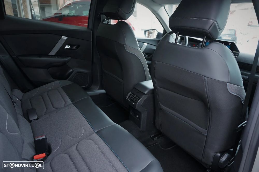 Citroën C4 1.2 PureTech Shine - 15