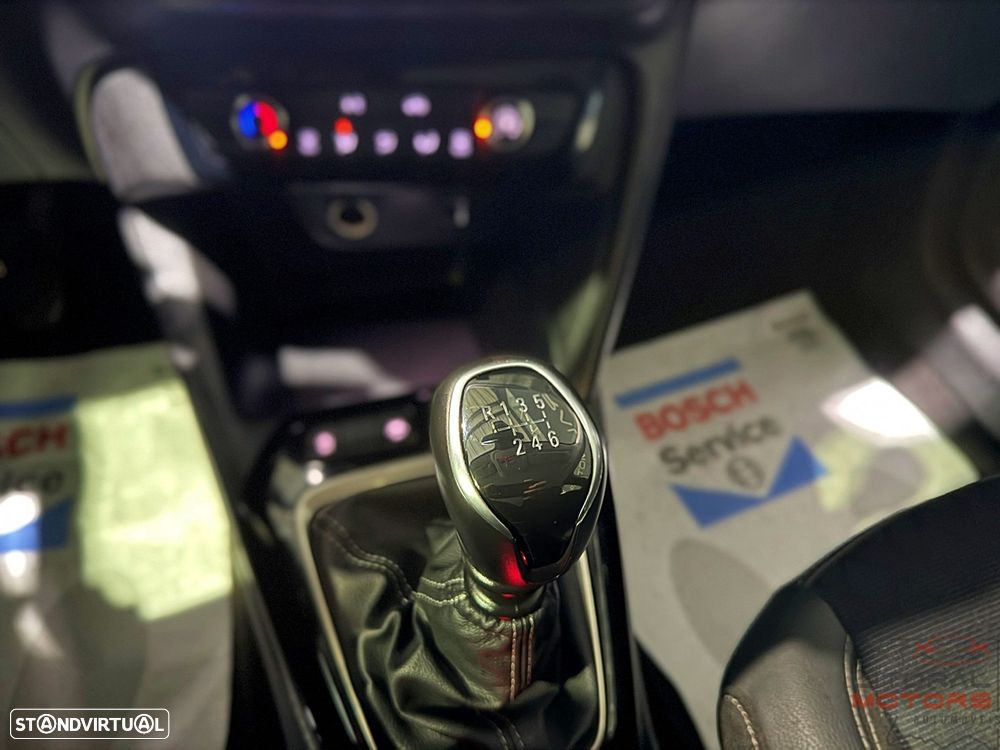 Opel Corsa 1.2 T Edition - 27