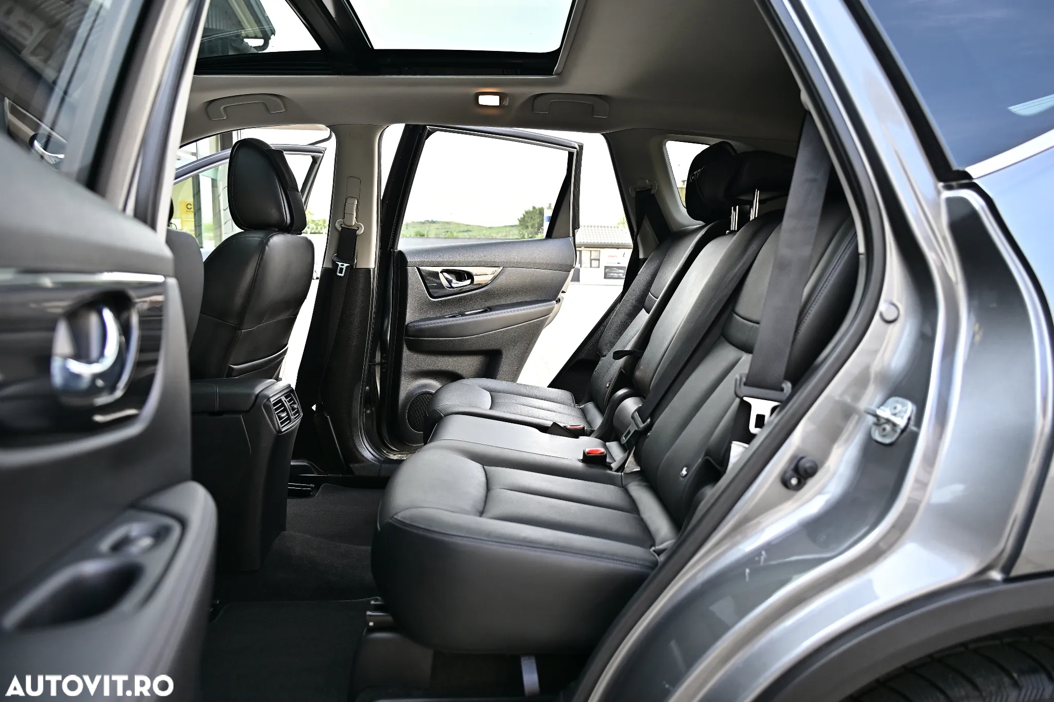 Nissan X-Trail 1.6 dCi ALL-MODE 4x4i Tekna - 16