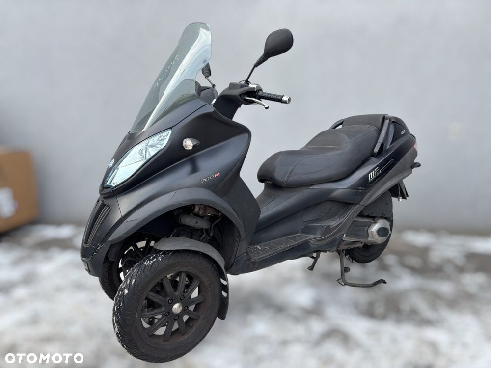 Piaggio MP-3 - 6
