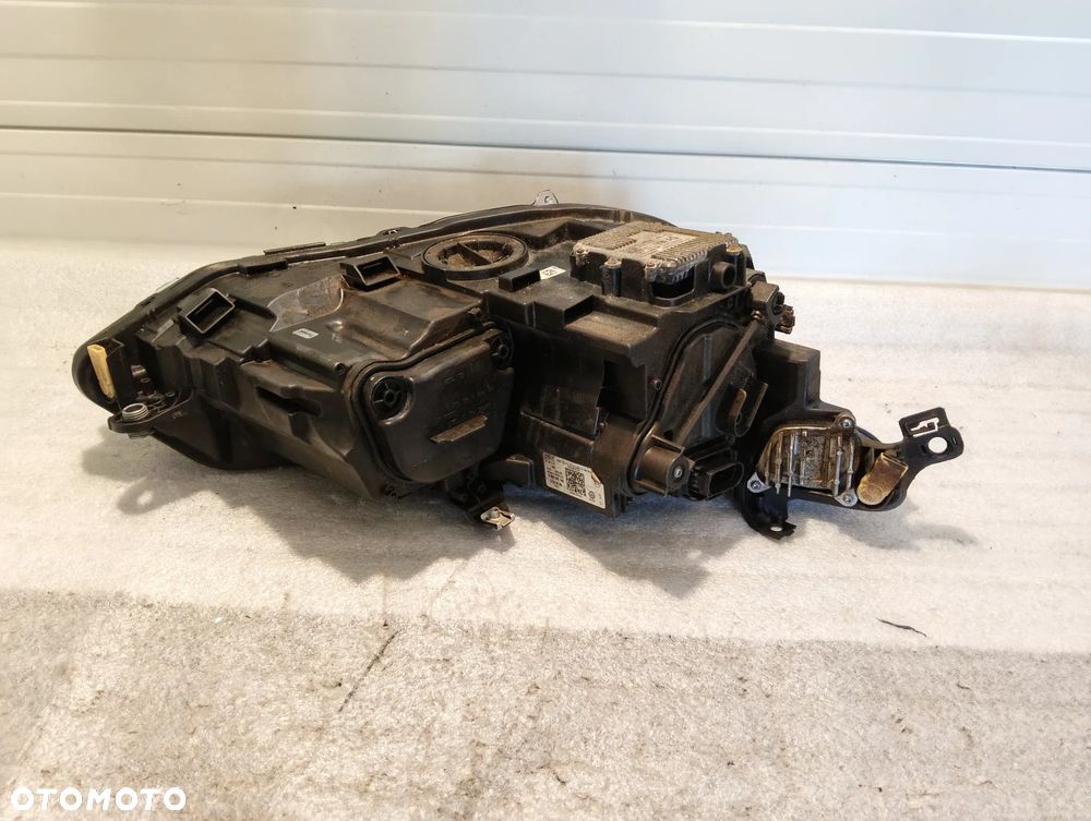 Volkswagen Golf VIII GTE FULL LED PRZÓD STRONA LEWA LAMPA PRZÓD 5H1941059B - 6