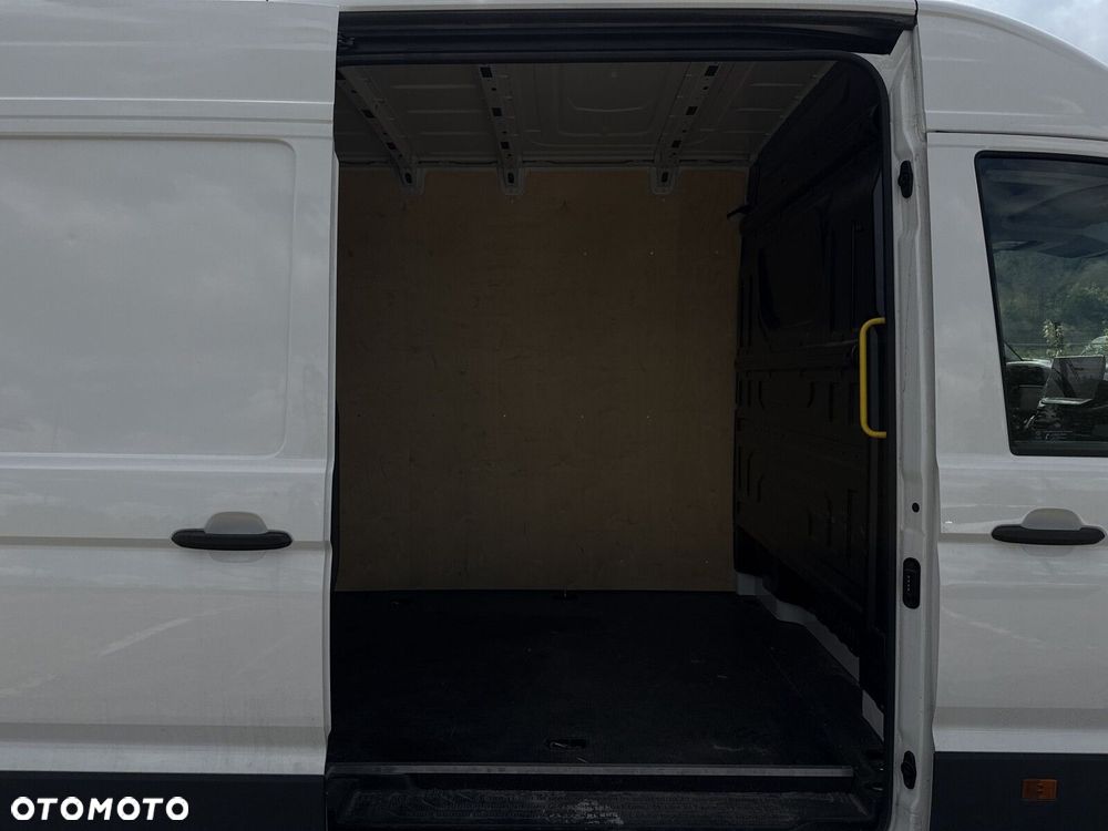 Volkswagen Crafter - 23