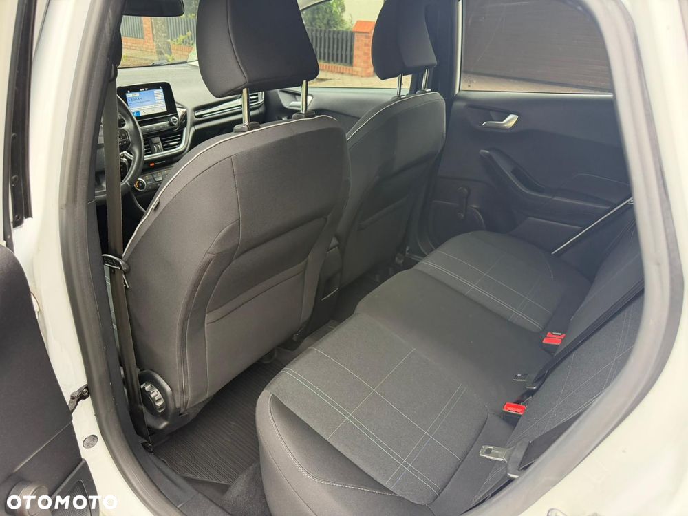 Ford Fiesta - 9