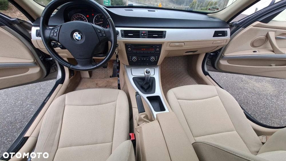 BMW Seria 3 318i Edition Exclusive - 20