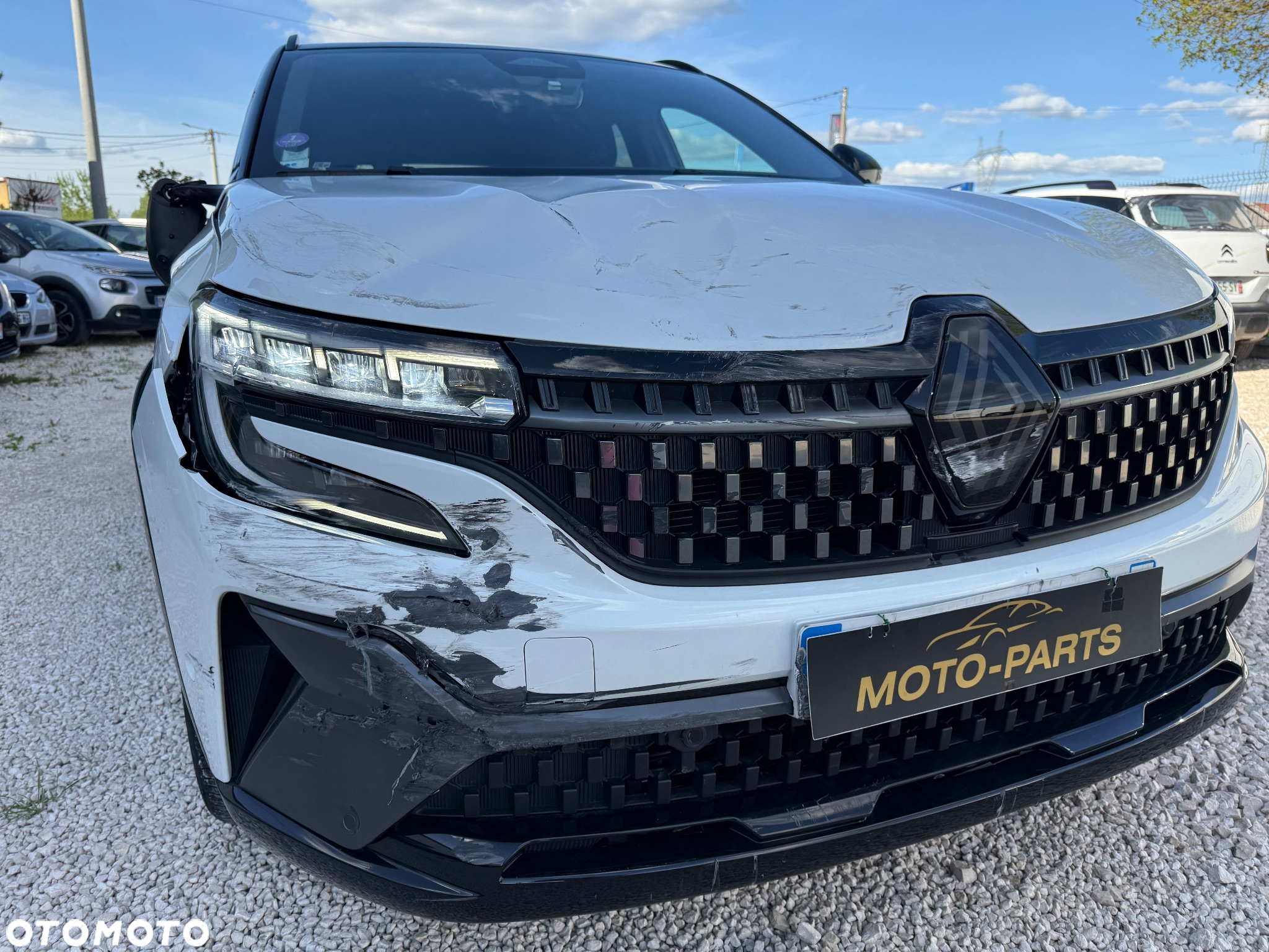 Renault Austral 1.2 E-Tech Full Hybrid 200 Iconic esprit Alpine MMT - 27
