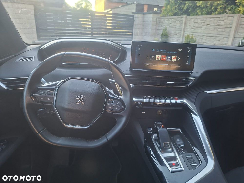 Peugeot 3008 1.5 BlueHDi Active Pack S&S EAT8 - 9