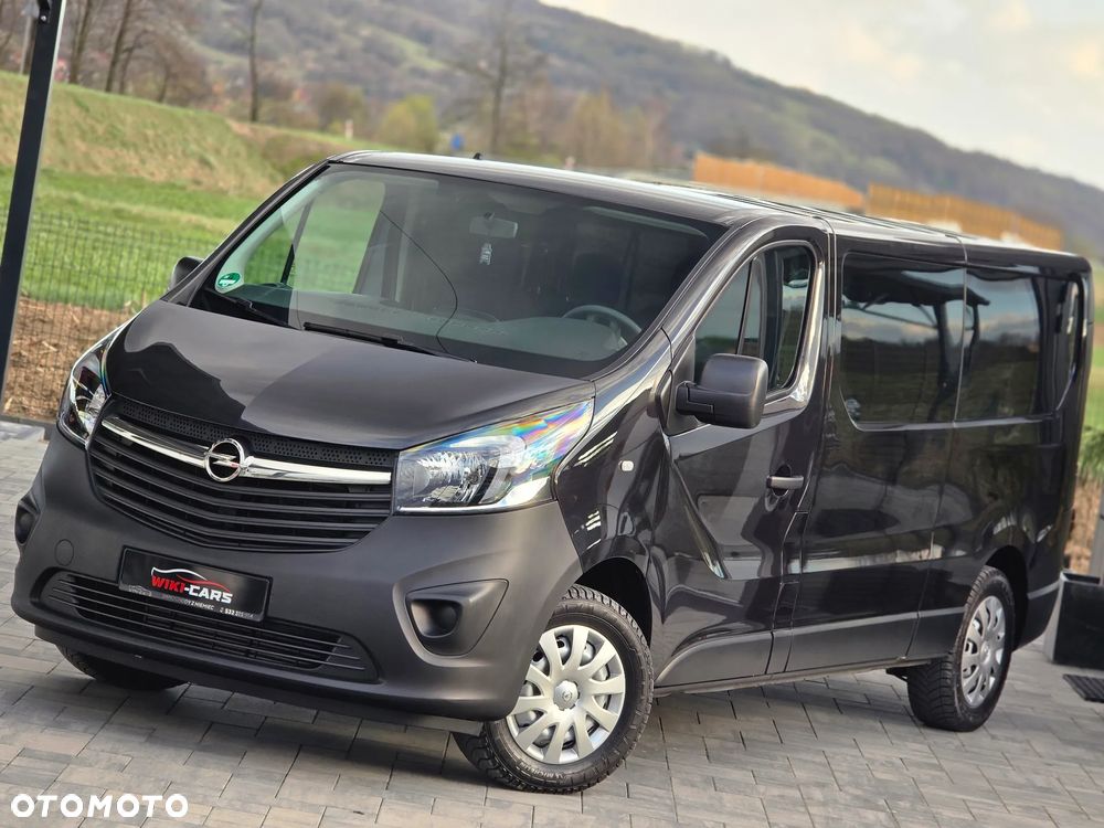 Opel Vivaro - 1