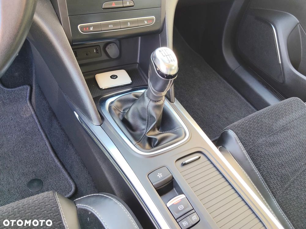 Renault Megane ENERGY dCi 110 Start & Stop LIMITED - 18