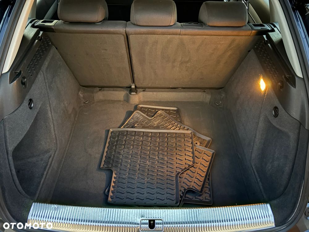 Audi Q3 2.0 TDI Edycja Specjalna - 13