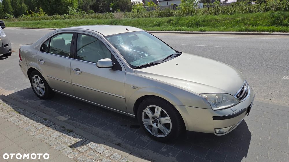 Ford Mondeo 2.0 Ambiente - 7
