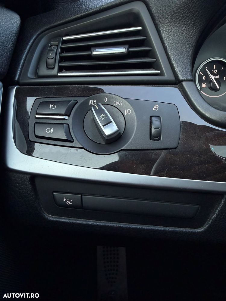 BMW Seria 5 520d Sport-Aut. - 17