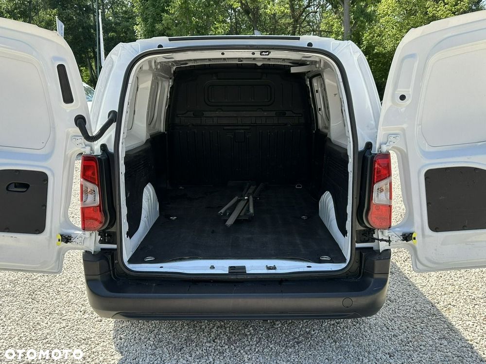 Toyota Proace City - 9