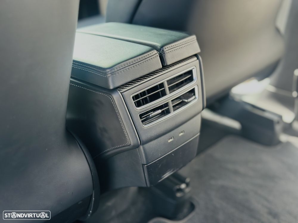 Tesla Model X 100D — fotografia 18