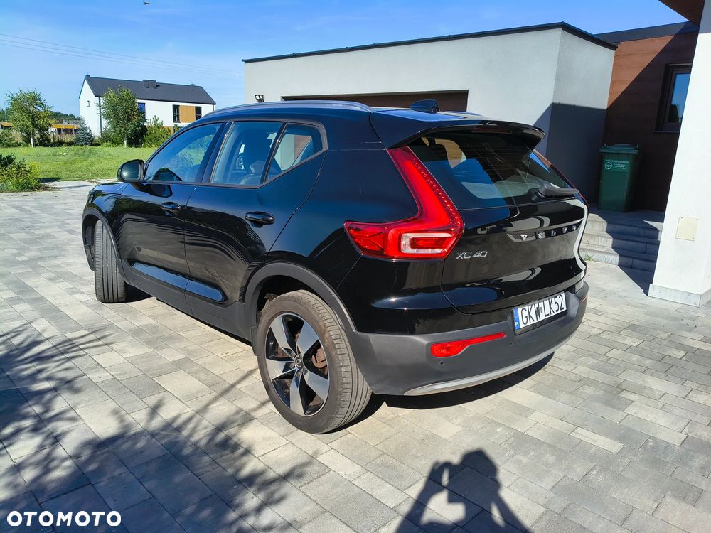 Volvo XC 40 - 3