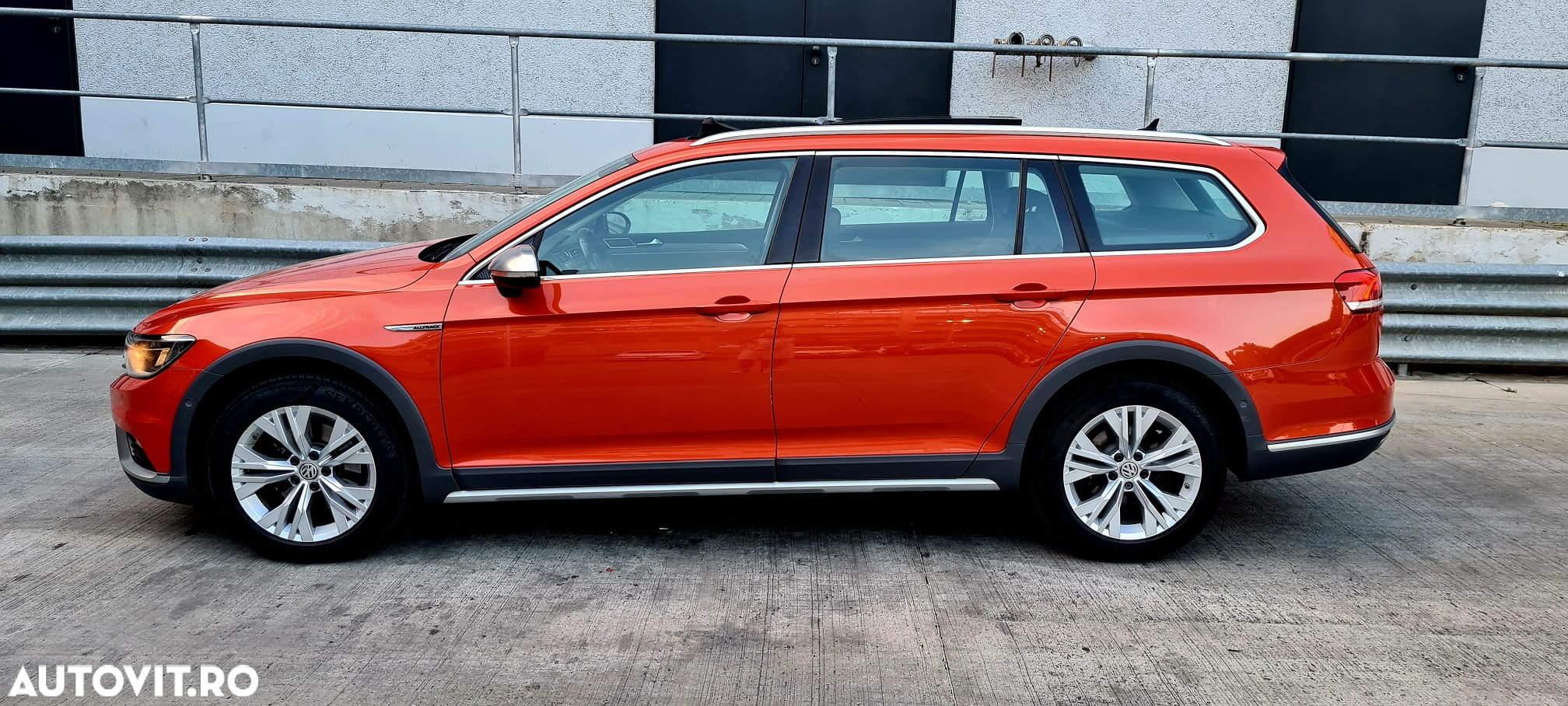 Volkswagen Passat Alltrack - 11
