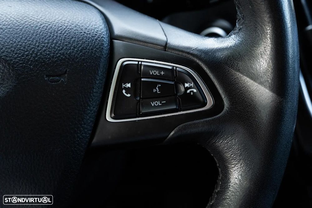 Ford Focus SW - 40