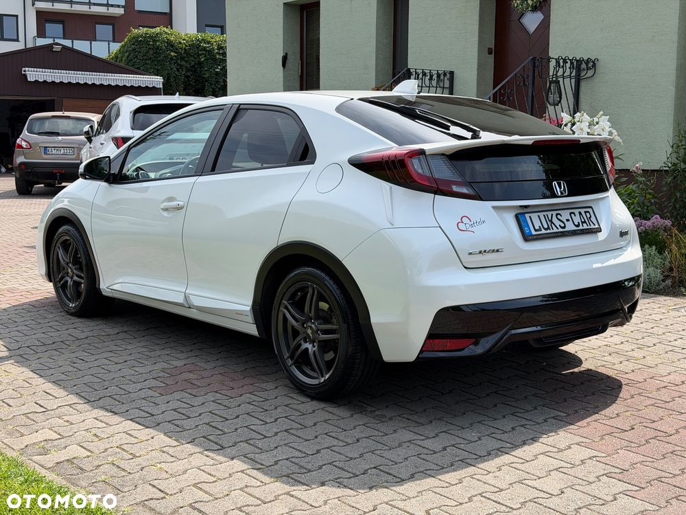 Honda Civic 1.8 i-VTEC Sport Black Edition - 5