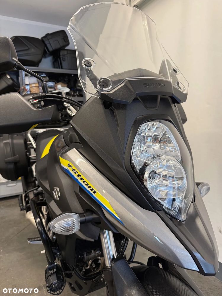 Suzuki V-STROM - 36