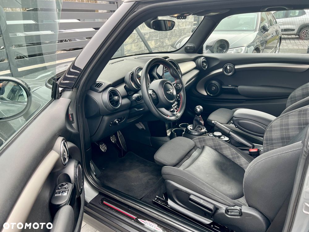 MINI Cooper S Standard - 5