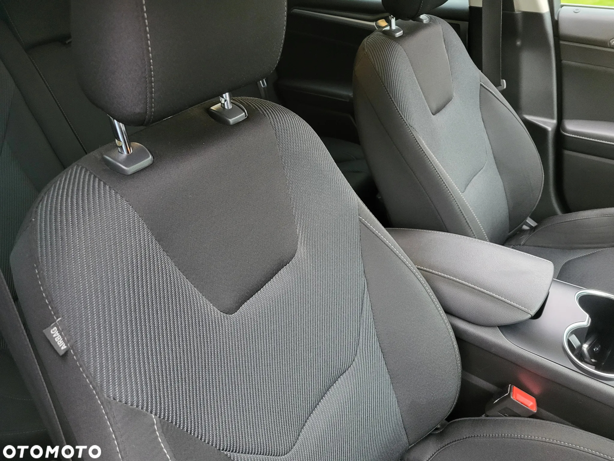 Ford Mondeo - 16
