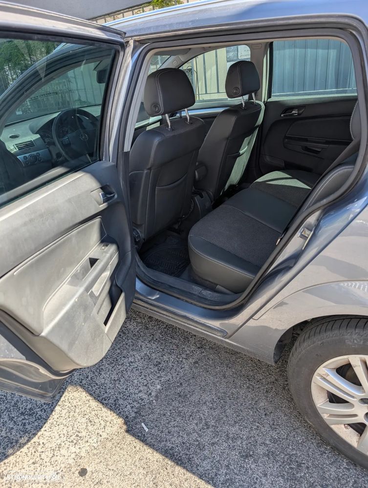 Opel Astra 1.7 CDTi Cosmo - 14