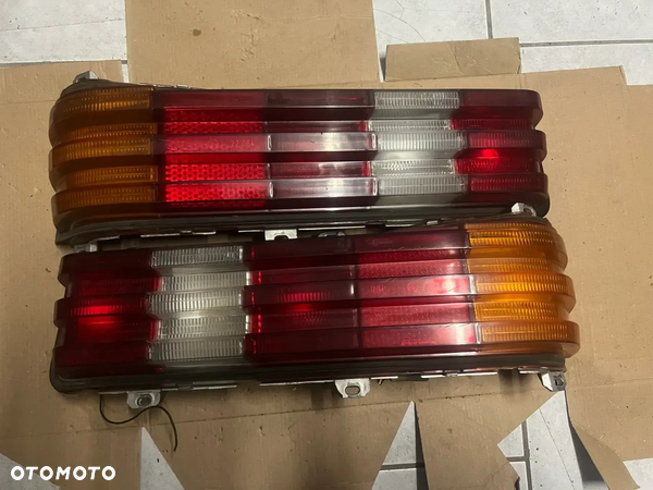 LAMPY TYŁ TYLNE PRAWA LEWA KOMPLET MERCEDES W123 0066