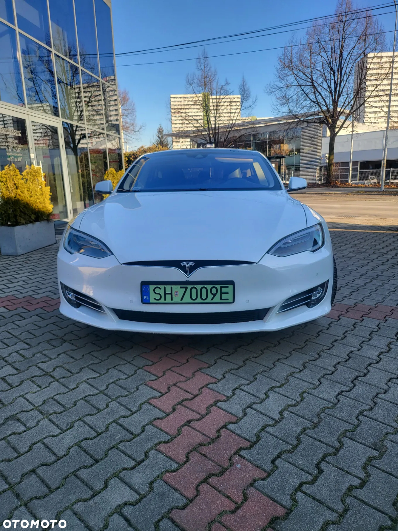 Tesla Model S Long Range Plus - 3