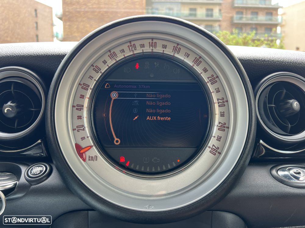 MINI Cabrio Cooper D Highgate - 58