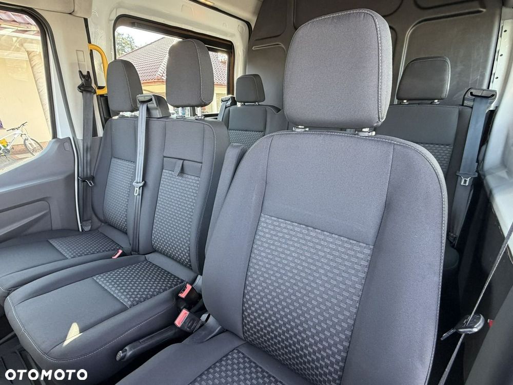 Ford Transit - 23