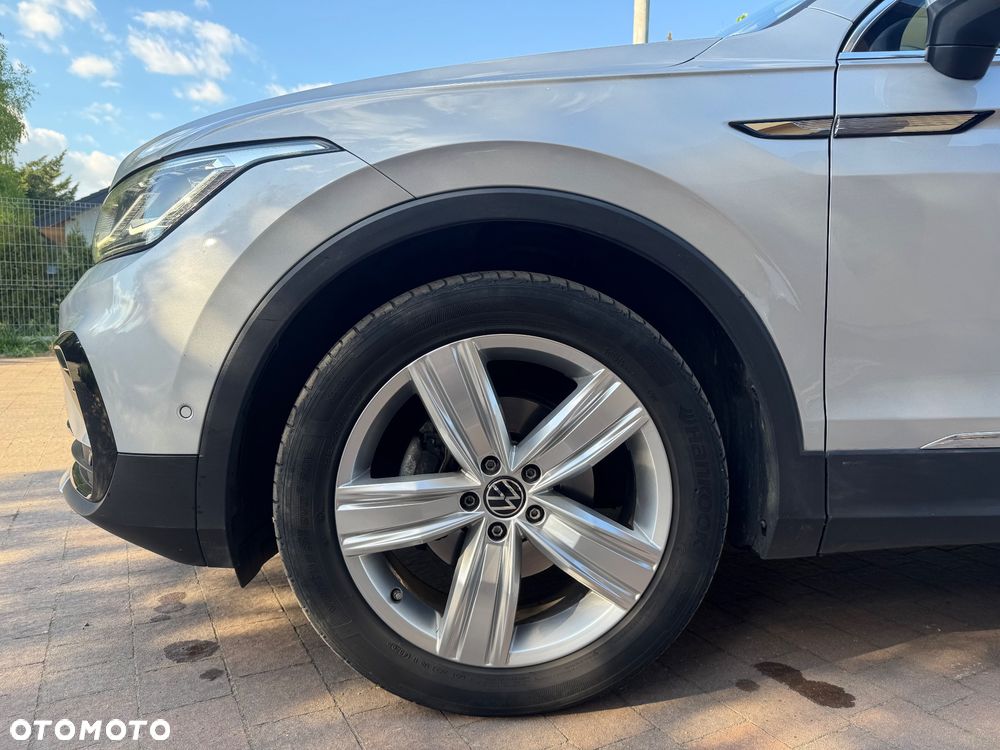 Volkswagen Tiguan 2.0 TDI Elegance DSG - 22