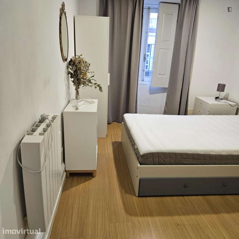 Quarto - localizado em Cedofeita Porto - Grande imagem: 4/8