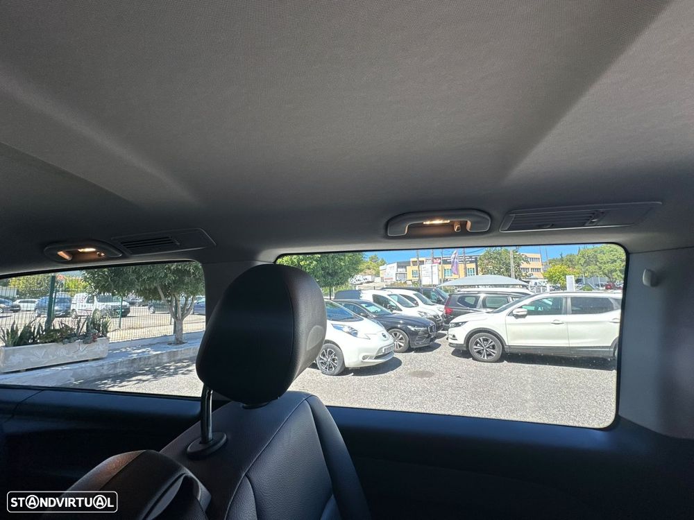 Mercedes-Benz Vito Tourer 116 CDi/34 Select — fotografia 18