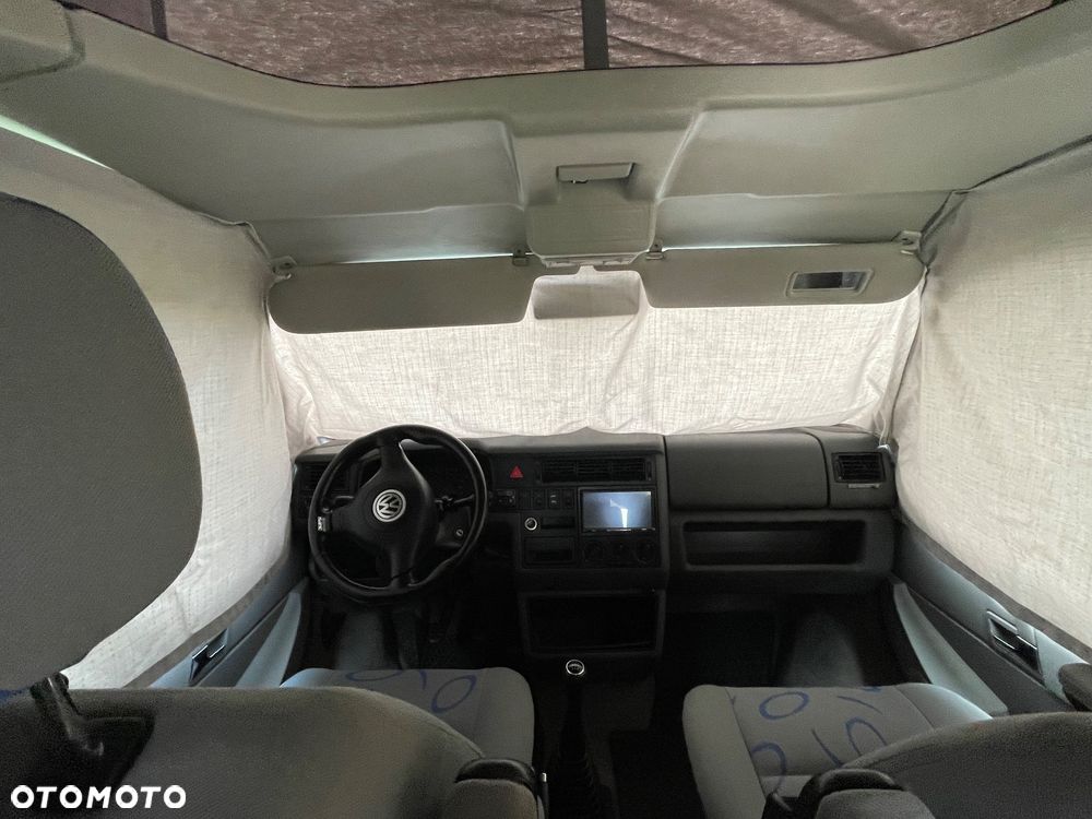 Volkswagen Multivan - 36