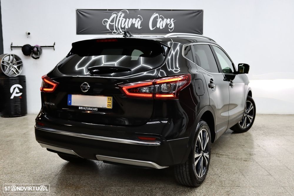 Nissan Qashqai 1.3 DIG-T N-Connecta J18 Led - 23