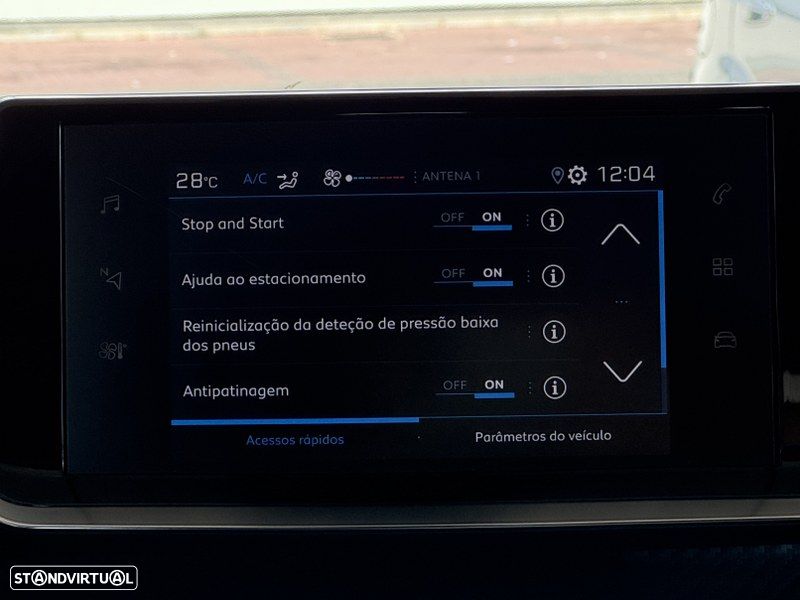 Peugeot 2008 1.2 PureTech Active Pack - 20