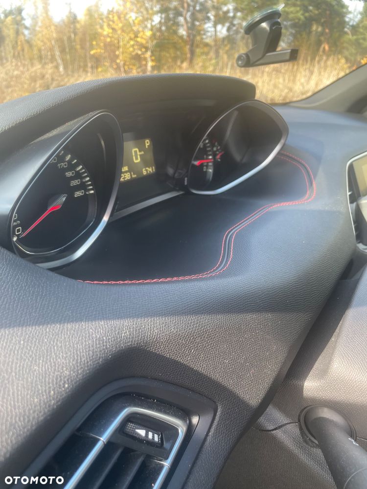 Peugeot 308 PureTech 130 EAT6 Stop & Start GT-Line Edition - 17