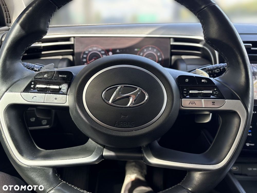 Hyundai Tucson 1.6 T-GDi HEV Executive 2WD - 25