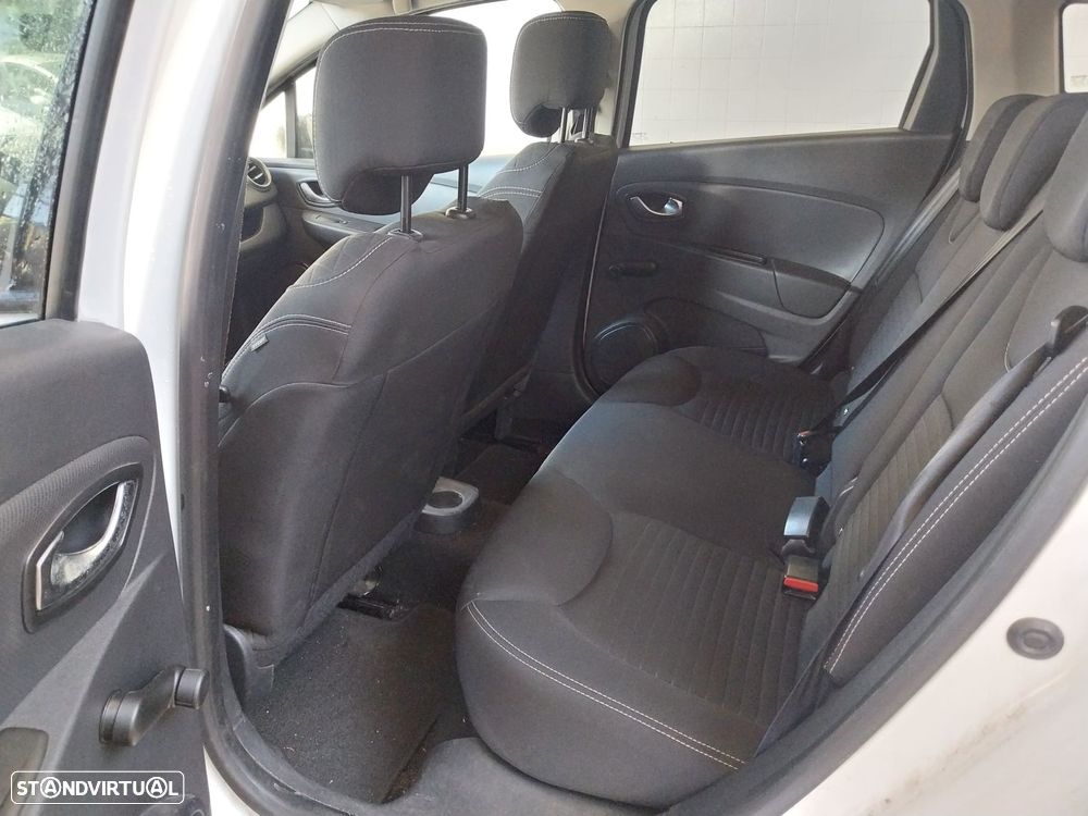 Renault Clio Sport Tourer 0.9 TCe Limited - 9