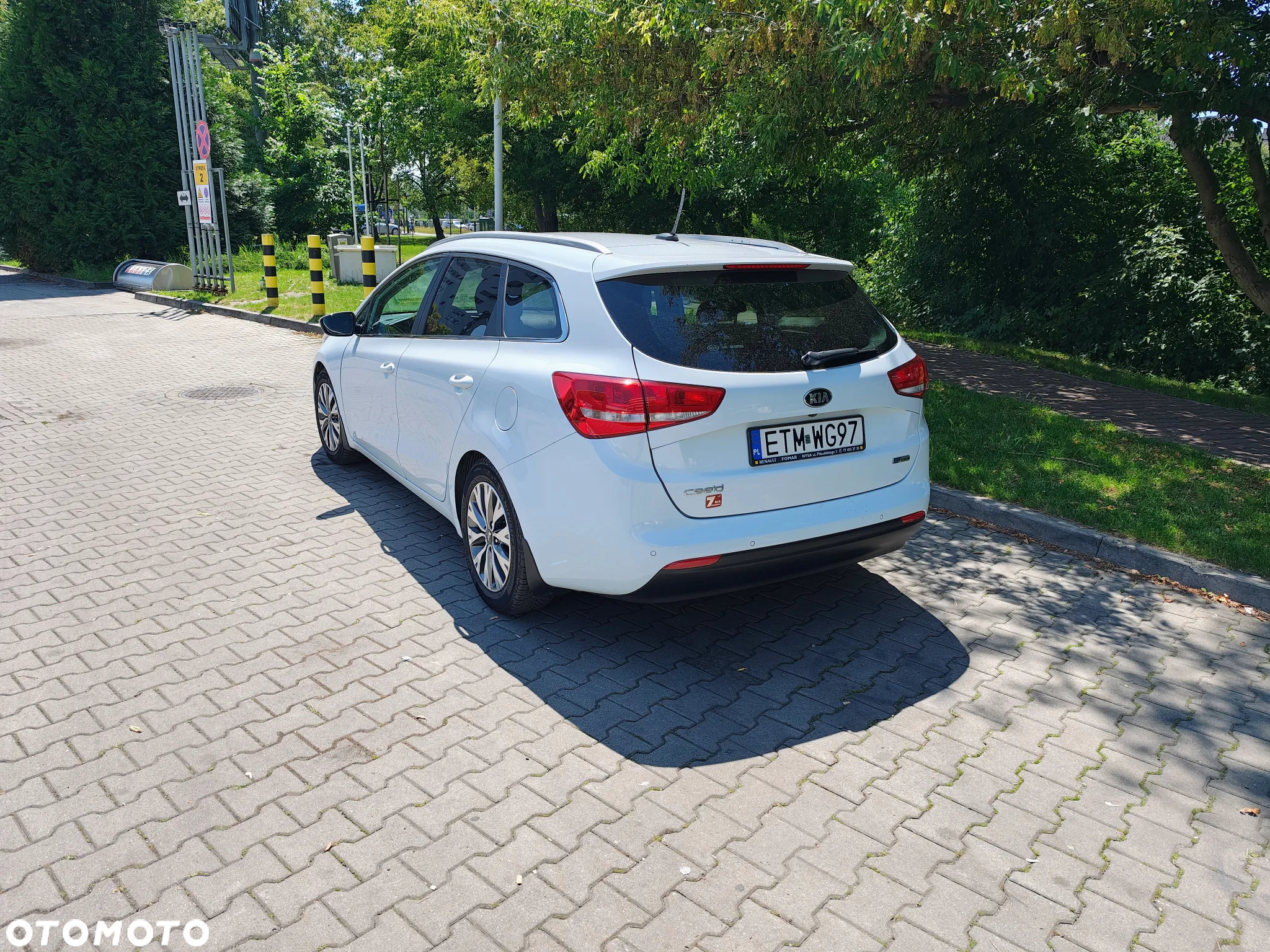 Kia Ceed Cee'd 1.6 GDI L Business Line - 3
