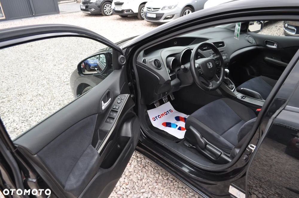 Honda Civic 1.8 i-VTEC Sport - 11