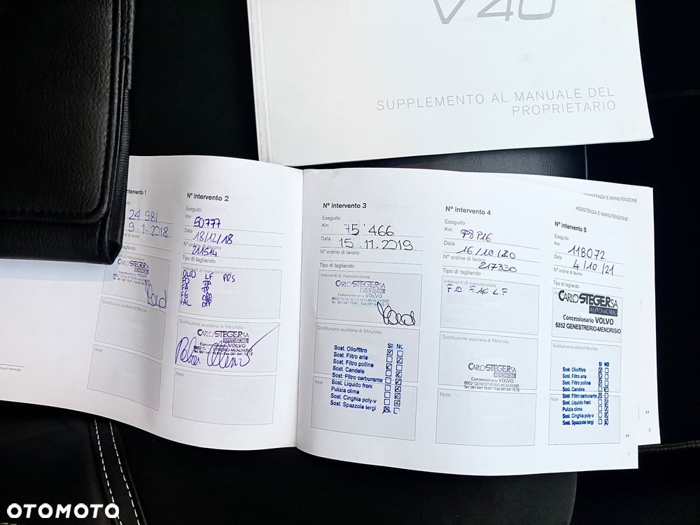 Volvo V40 D2 Geartronic RDesign - 39