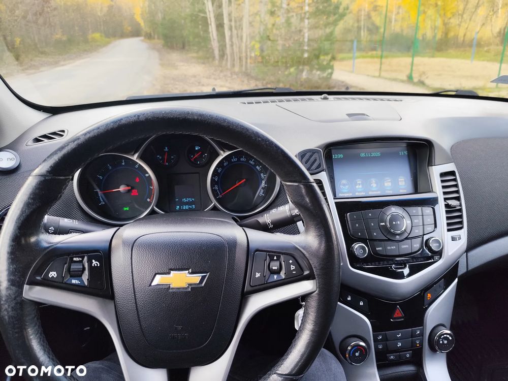 Chevrolet Cruze 1.8 LT - 6