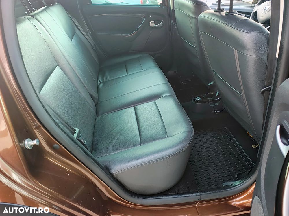 Dacia Duster 1.5 dCi 4x4 Prestige - 10