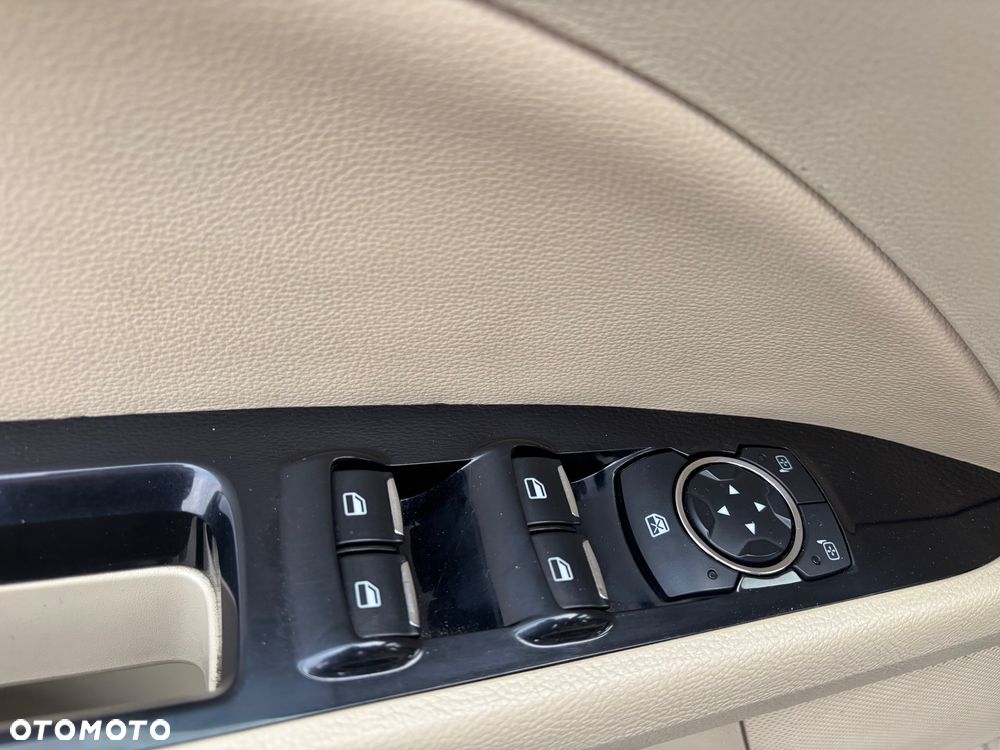 Ford Fusion 2.0 EcoBoost Titanium - 13