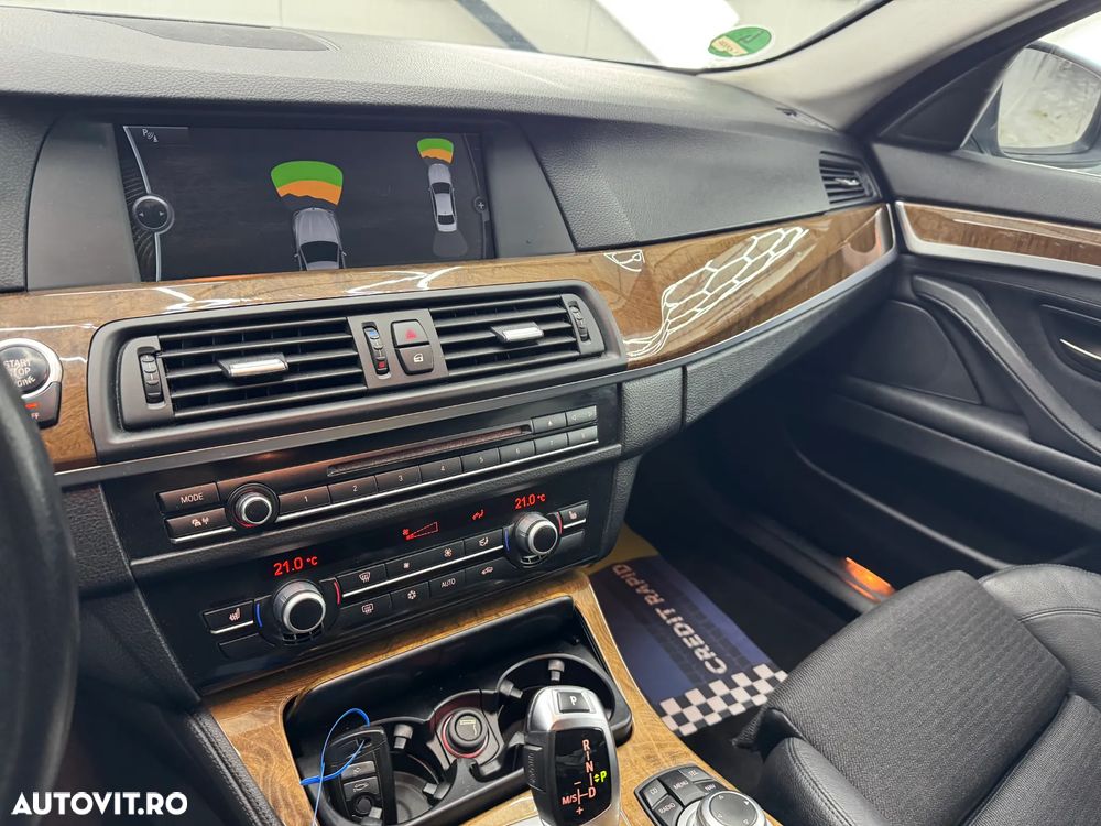 BMW Seria 5 520d Aut. - 22